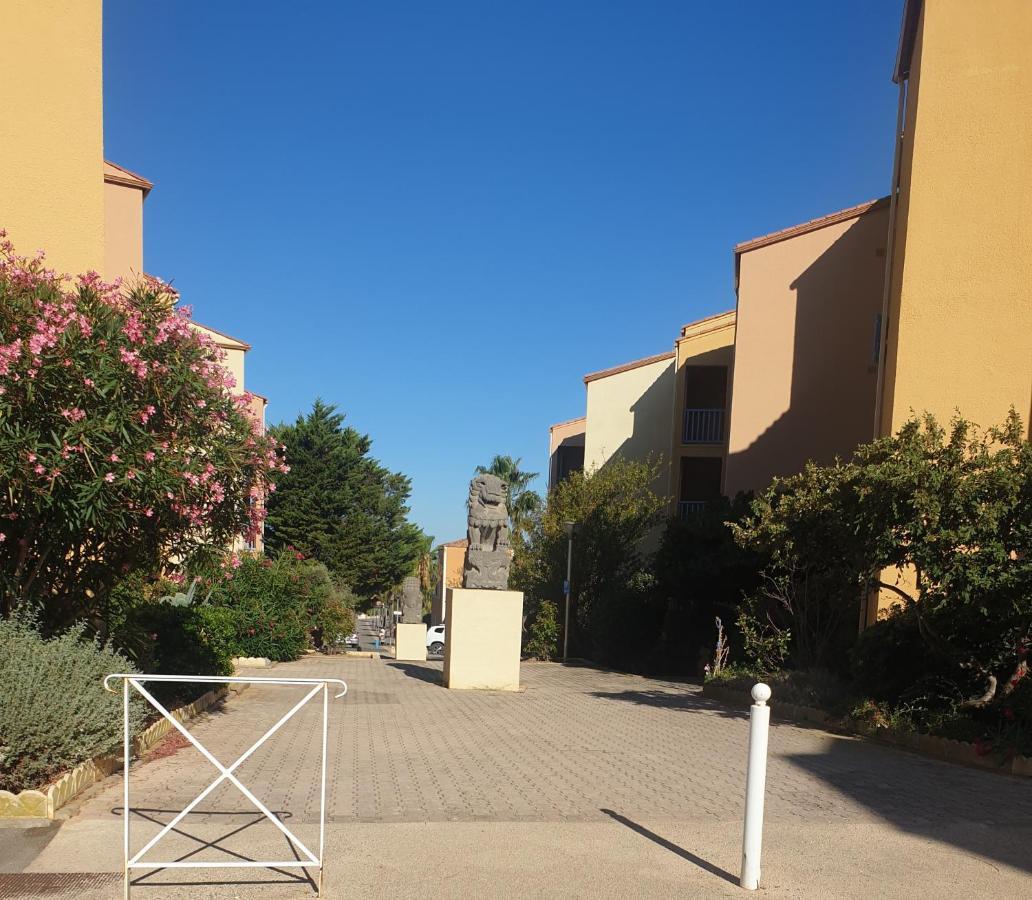 T2 Vue Mer Avec Parking Prive Saint-Pierre-la-Mer  ภายนอก รูปภาพ